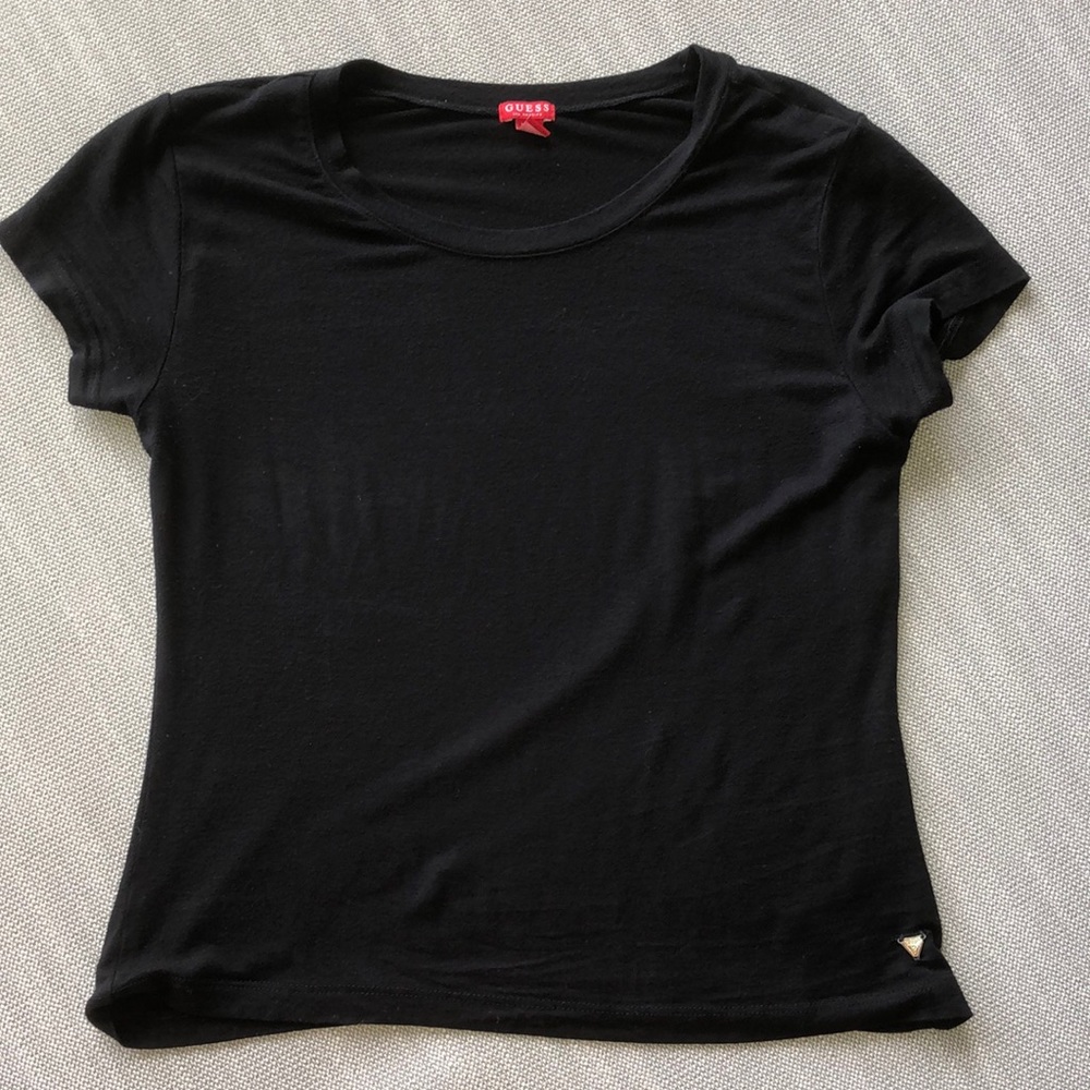 Pretty skin tight guess Tee